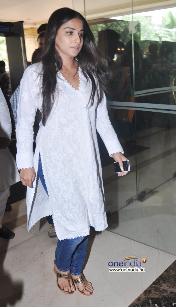 Bollywood celebrities attend Dr. Ashok Chopra`s prayer meet Photos